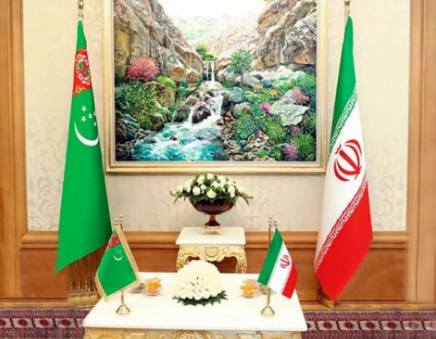 مذاکرات رهبر ملی ترکمنستان و رئیس جمهور ایران آغاز شده است