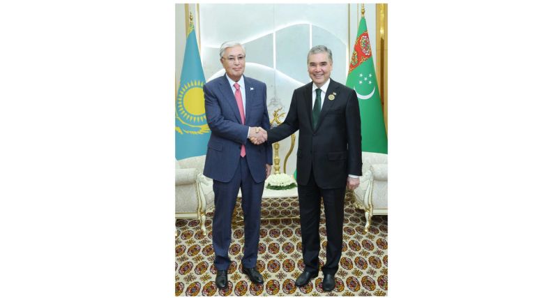 دیدار رئیس هالک مصلحتی ترکمنستان با رئیس ‌جمهور قزاقستان در حاشیه کنفرانس LLDC3