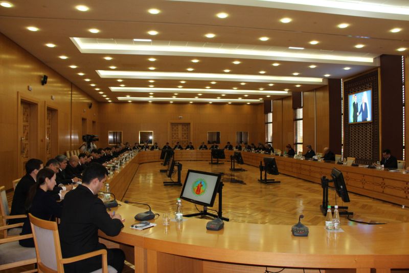 بررسی وظایف کلیدی دستگاه دیپلماسی برای سال 2025
