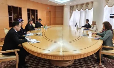 ترکمنستان و اتحادیه اروپا در نشستی در عشق آباد اولویت های مشارکت را بررسی کردند